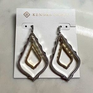 Kendra Scott earrings (NWT)